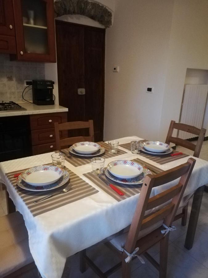 Monolocale Con Giardino E Parcheggio Privato Citra Zero Zero Ottanta Trentuno Lt 0281 Apartment Империа Екстериор снимка